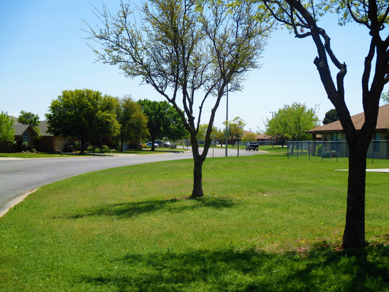 Lakeshore Village Apartments 